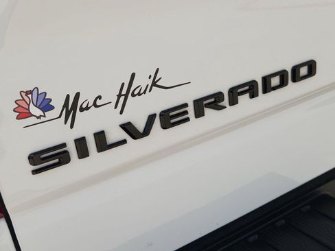 Used 2023 Chevrolet Silverado 1500 RST w/ Texas Edition Plus AWD/4WD image 32