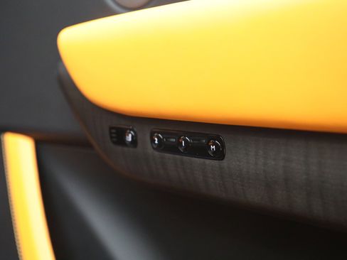 New 2026 Rolls-Royce Cullinan image 31