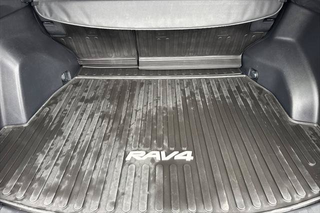Certified 2024 Toyota RAV4 LE AWD/4WD image 16