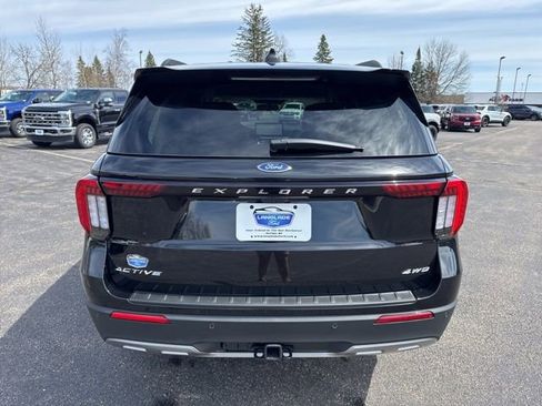 New 2026 Ford Explorer Active AWD/4WD image 13