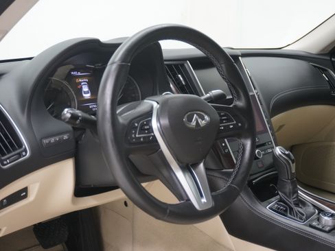 Used 2018 INFINITI Q50 Luxe w/ Essential Package (3.0T Luxe) RWD image 9