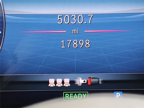 Used 2024 Mercedes-Benz GLE 450e 4MATIC image 29