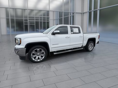 Used 2018 GMC Sierra 1500 SLT AWD/4WD image 4
