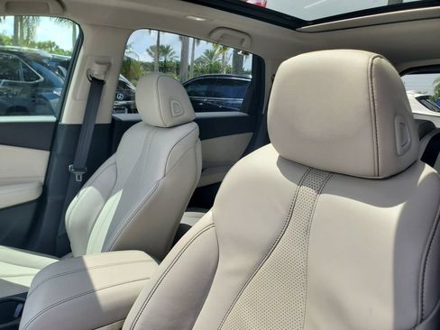 Used 2025 Acura RDX w/ Technology Package AWD/4WD image 17