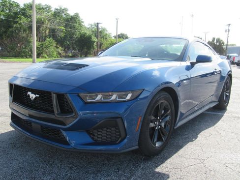 Certified 2024 Ford Mustang GT image 3