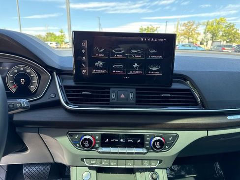 Used 2023 Audi Q5 2.0T Premium Plus w/ Premium Plus Package AWD/4WD image 17