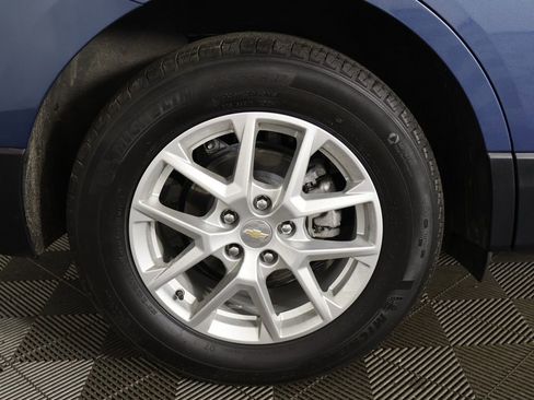Used 2024 Chevrolet Equinox LT w/ LPO, Floor Liner Package FWD image 19