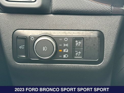 Certified 2023 Ford Bronco Sport Outer Banks w/ Tech Package AWD/4WD image 31