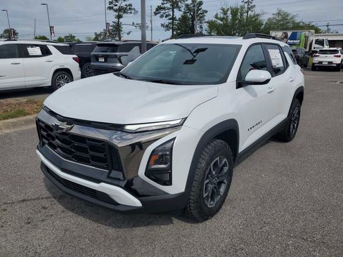 New 2026 Chevrolet Equinox ACTIV FWD image 1