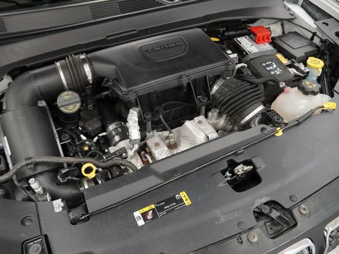 Certified 2023 Jeep Compass Limited image 51