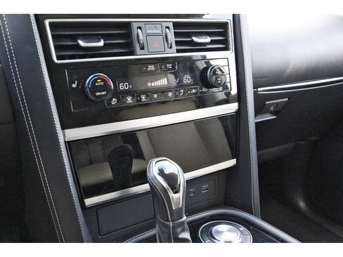 Used 2023 INFINITI QX80 Premium Select w/ All-Season Package RWD image 29