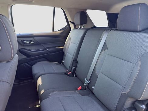 Used 2020 Chevrolet Traverse LS FWD image 13