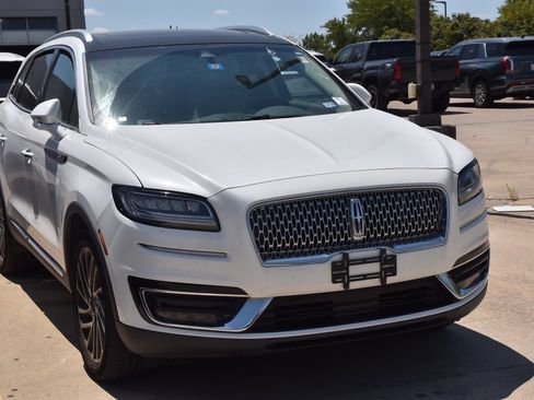 Used 2020 Lincoln Nautilus Reserve AWD/4WD image 4