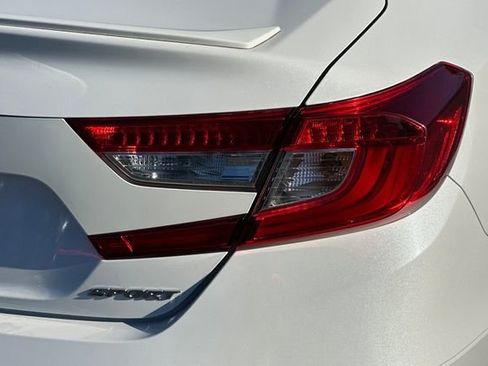 Used 2020 Honda Accord Sport image 29