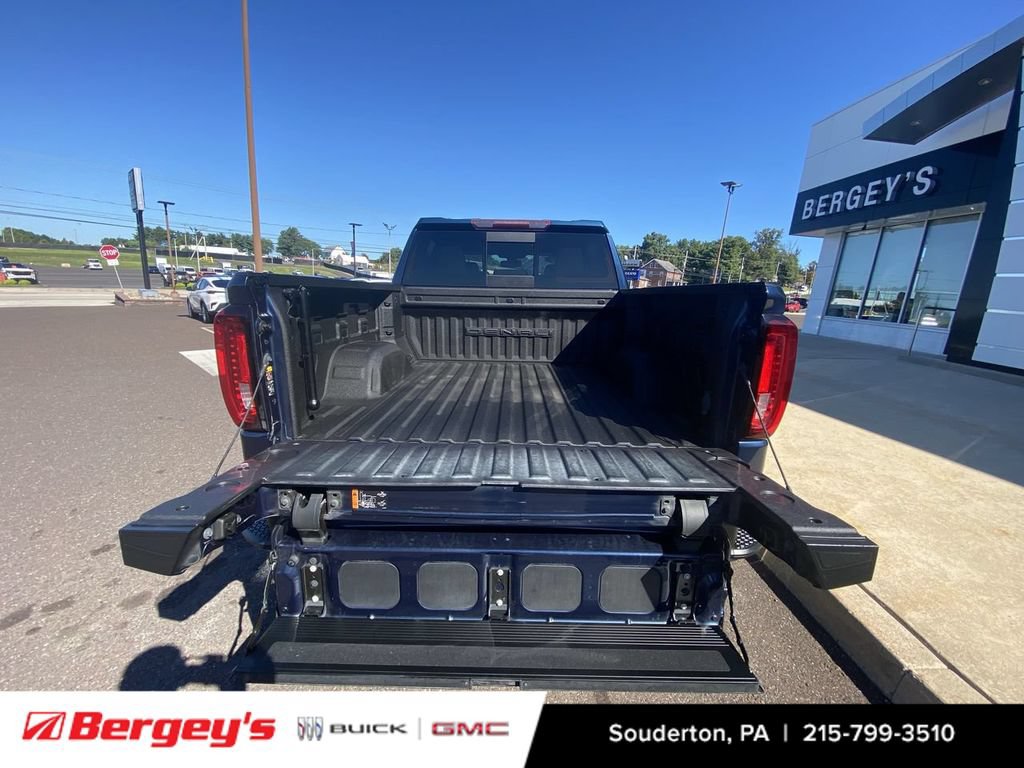 Used 2022 GMC Sierra 1500 Denali w/ Denali Premium Package AWD/4WD image 30