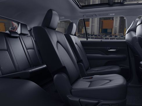 New 2026 Toyota Grand Highlander XLE FWD image 21