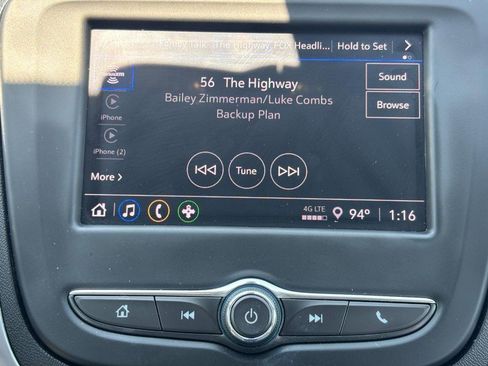 Used 2023 Chevrolet Equinox LS image 13