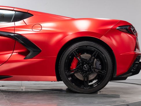 Used 2022 Chevrolet Corvette Stingray Preferred Cpe w/ Z51 Performance Package RWD image 44