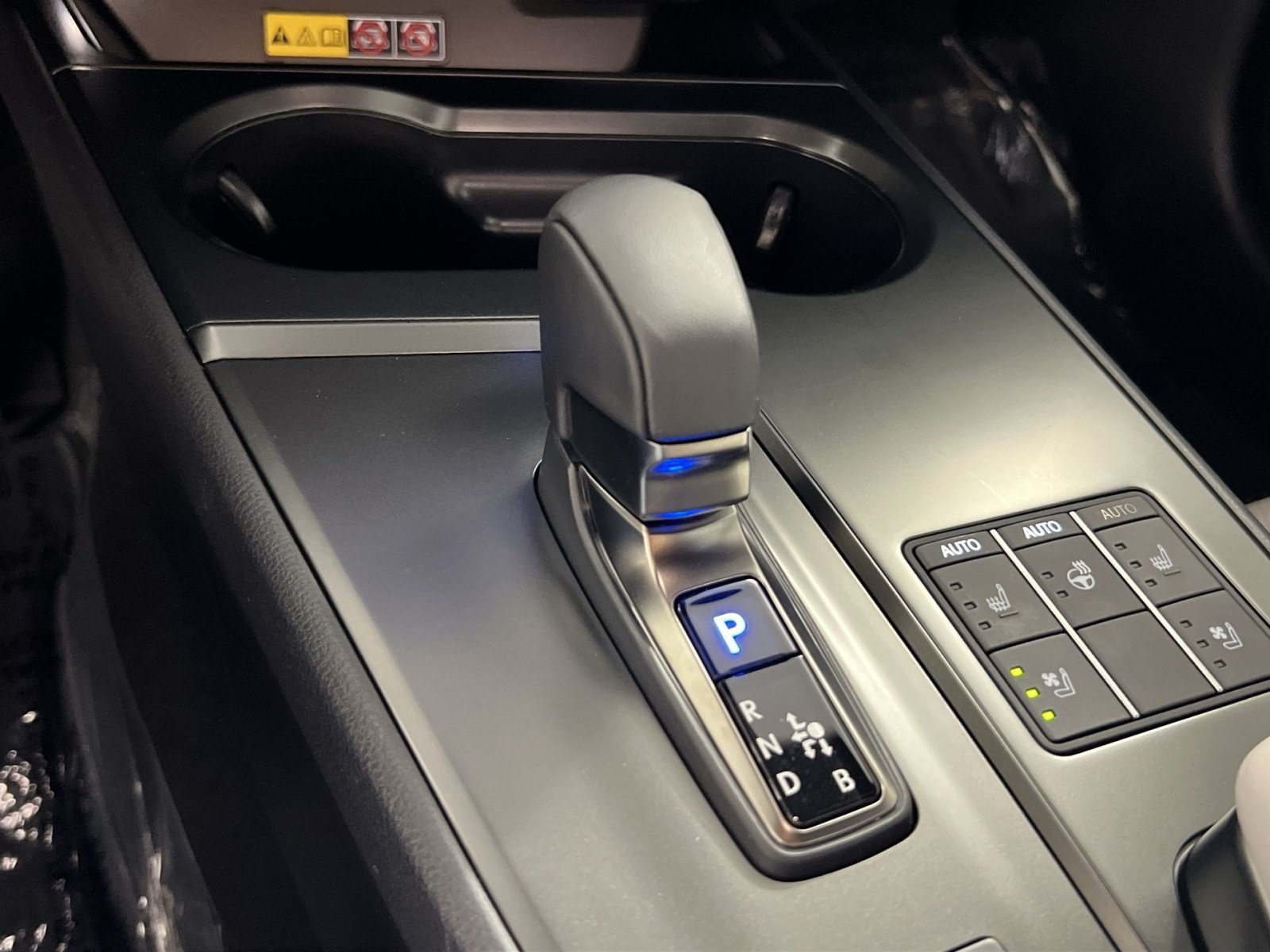 Used 2025 Lexus UX 300h AWD w/ Cold Area Package image 22