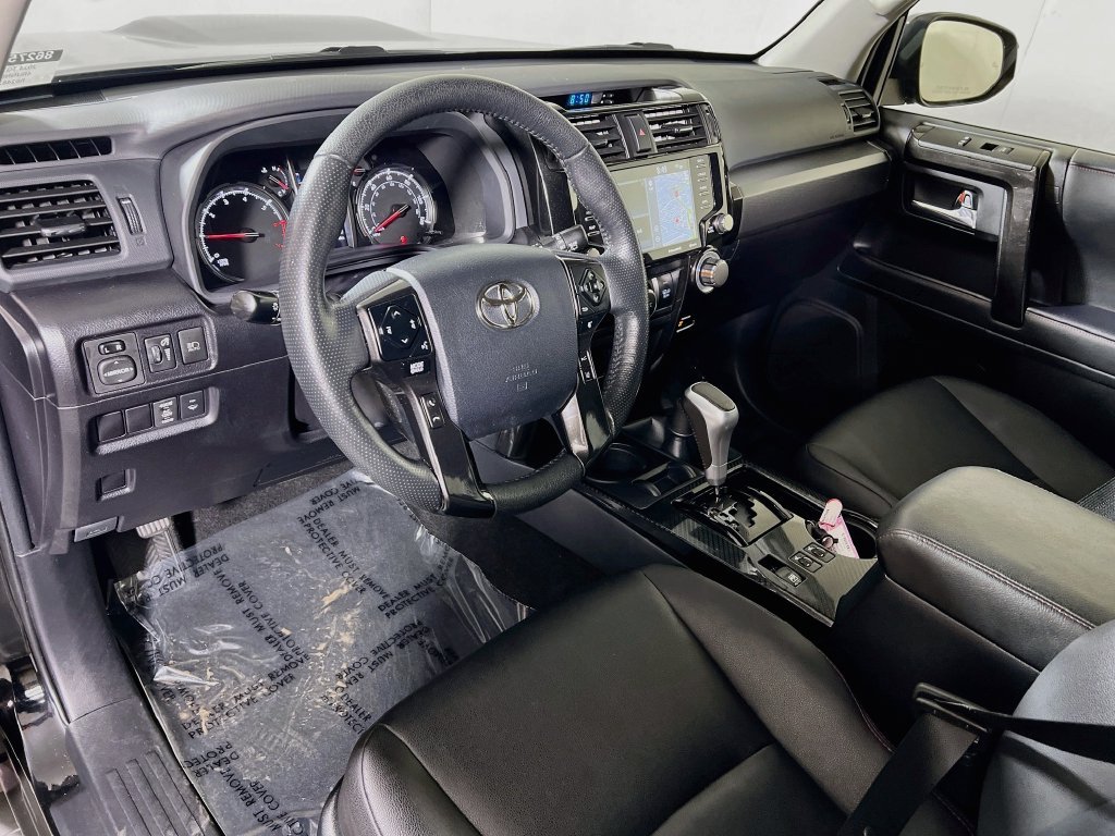 Certified 2024 Toyota 4Runner TRD Off-Road Premium AWD/4WD image 9