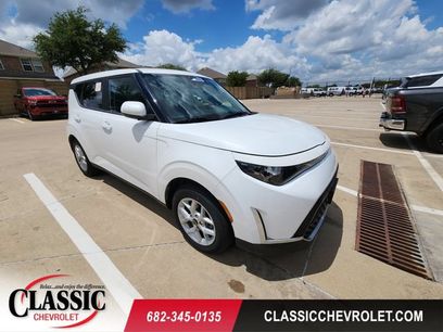 Used 2024 Kia Soul LX w/ Option Group 015