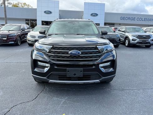 Certified 2022 Ford Explorer XLT w/ Equipment Group 202A image 9