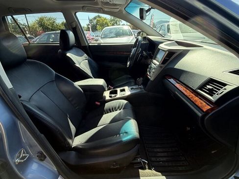 Used 2012 Subaru Outback 3.6R Limited AWD/4WD image 10