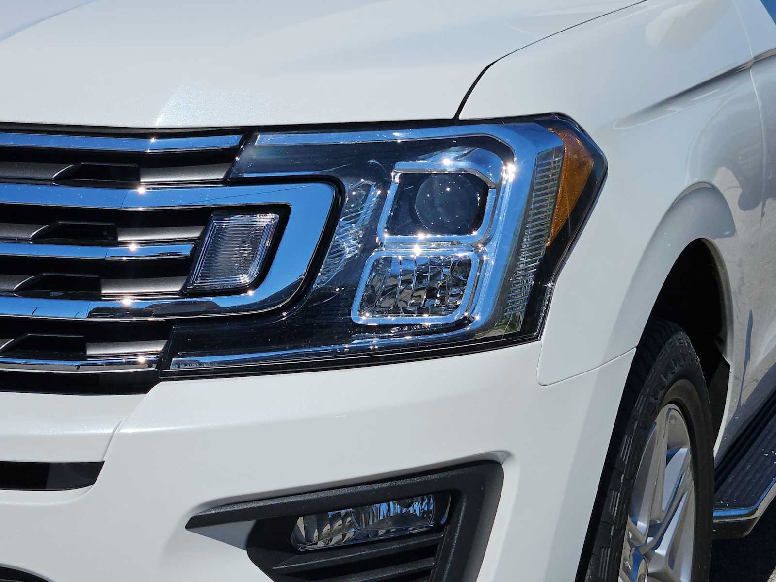 Used 2021 Ford Expedition XLT AWD/4WD image 9