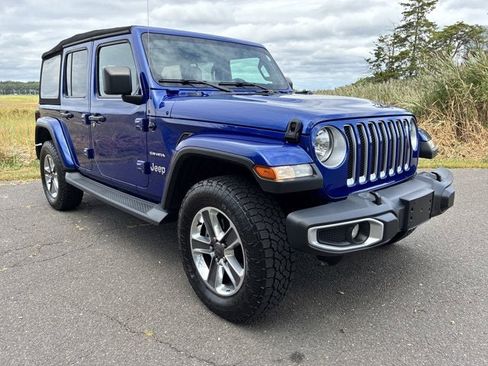 Certified 2019 Jeep Wrangler Unlimited Sahara w/ Cold Weather Group image 2
