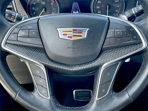 Certified 2024 Cadillac XT5 Sportv w/ Technology Package AWD/4WD image 10