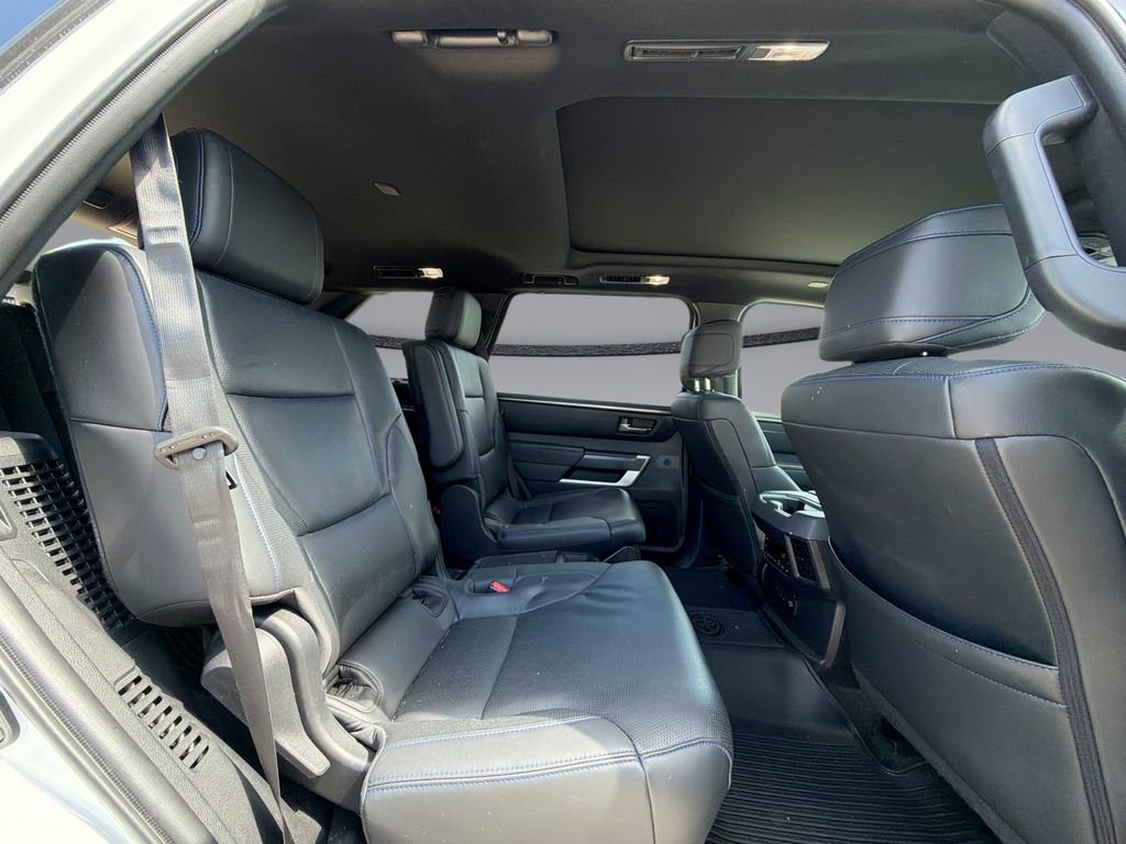 Used 2023 Toyota Sequoia Platinum AWD/4WD image 17