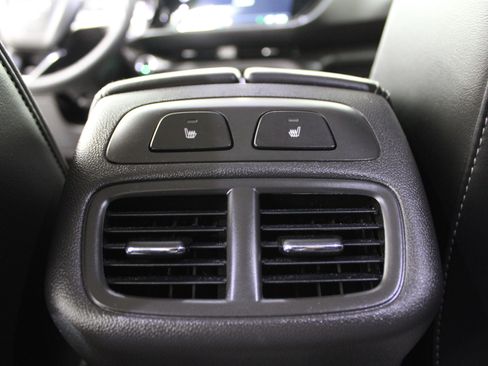 Used 2023 Buick Envision Avenir image 27