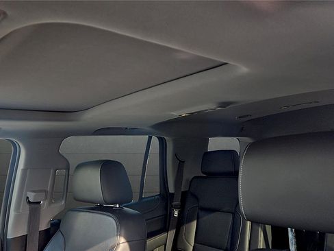Used 2019 GMC Yukon SLT AWD/4WD image 9