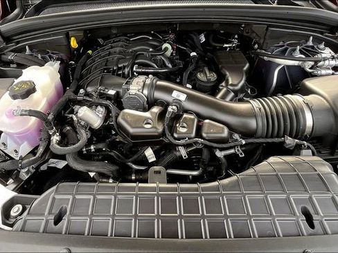 Used 2025 Jeep Grand Cherokee L Limited w/ Luxury Tech Group II image 22