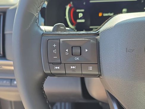 New 2026 Nissan Pathfinder SL image 31