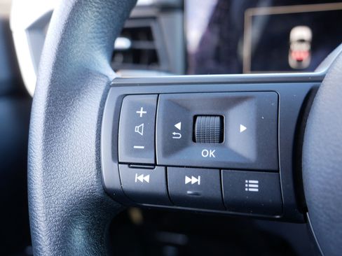 Certified 2025 Nissan Kicks SV w/ SV Premium Package image 28