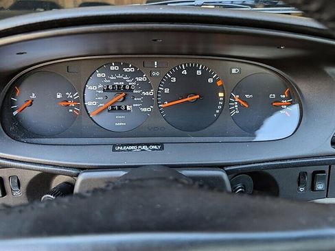 Used 1987 Porsche 944 Coupe RWD image 20