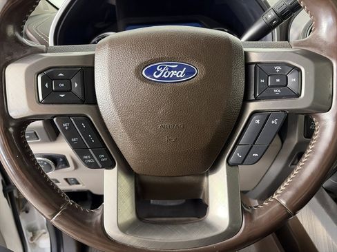 Certified 2019 Ford F250 Limited w/ FX4 Off-Road Package image 16