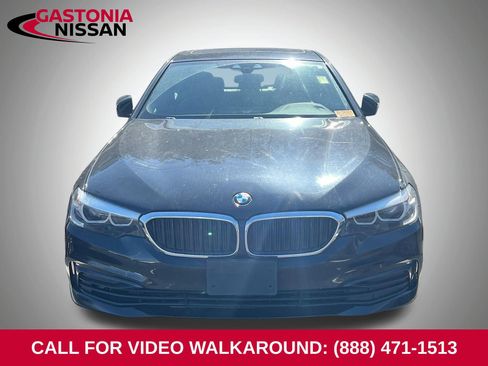 Used 2020 BMW 530i xDrive w/ Convenience Package image 3