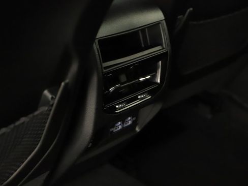 Used 2023 Jeep Grand Cherokee Altitude AWD/4WD image 22