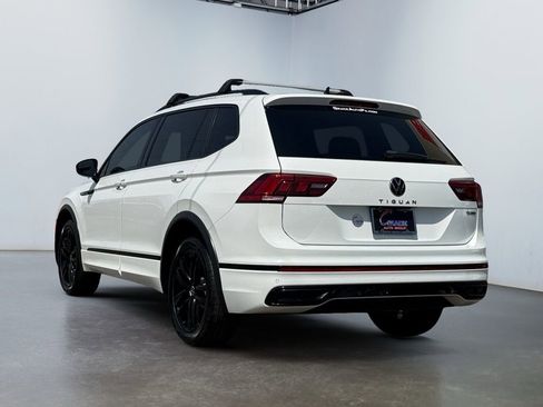 Used 2022 Volkswagen Tiguan SE R-Line image 7