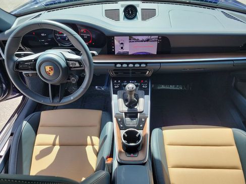 Certified 2024 Porsche 911 Carrera 4S AWD/4WD image 20