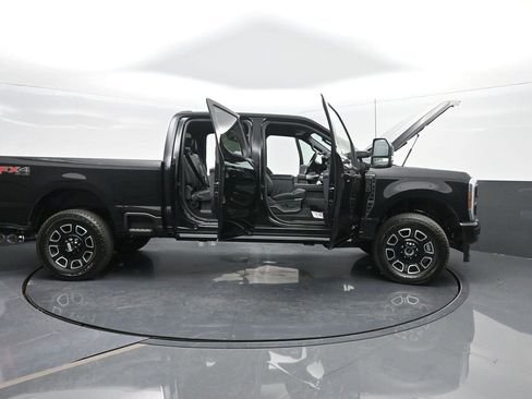 New 2026 Ford F250 Platinum image 53