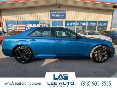 Used 2021 Chrysler 300 Touring w/ Sport Appearance Package image 2