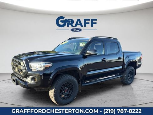 Used 2019 Toyota Tacoma TRD Sport AWD/4WD image 12