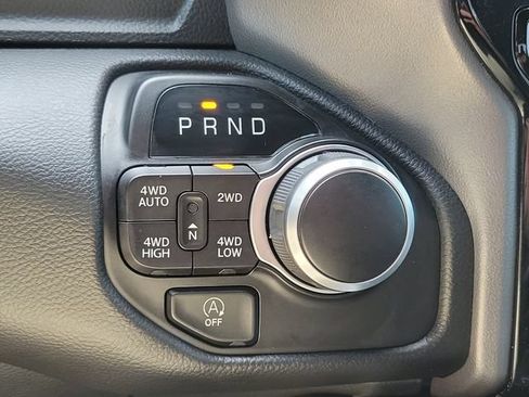 Used 2023 RAM 1500 Big Horn AWD/4WD image 29