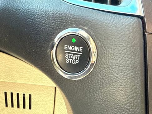 Used 2020 Ford Edge Titanium w/ Cargo Accessory Package image 24