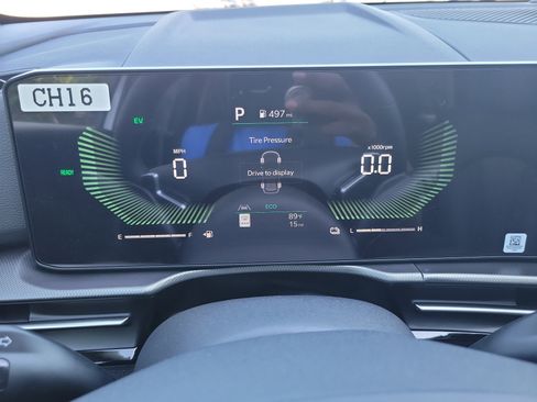 New 2026 Kia Sportage LX FWD image 24