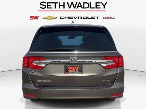 Used 2018 Honda Odyssey Elite image 6