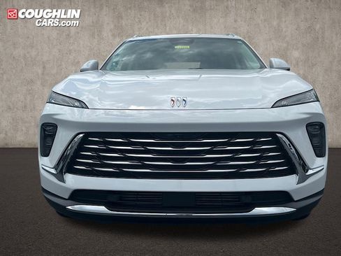 New 2025 Buick Envision Preferred image 2